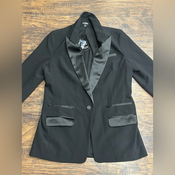 NWT Express Women’s Black Blazer - Picture 2 of 7